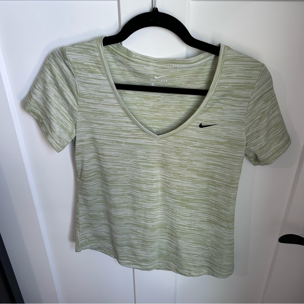 Nike Women's Heathered Sage V-Neck Dri-FIT Tee Size X-Small